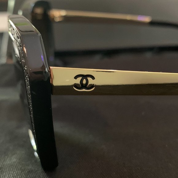 CHANEL Black Ch6047Q Galuchat Stingray Oversized 54mm Polarized Sunglasses - Picture 2 of 12